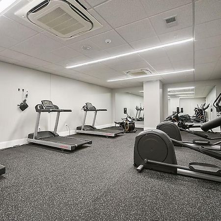 Hostwise Stays - The Washington At Chatham - Free Parking, Private Gym, Skyline Views! Pittsburgh Kültér fotó