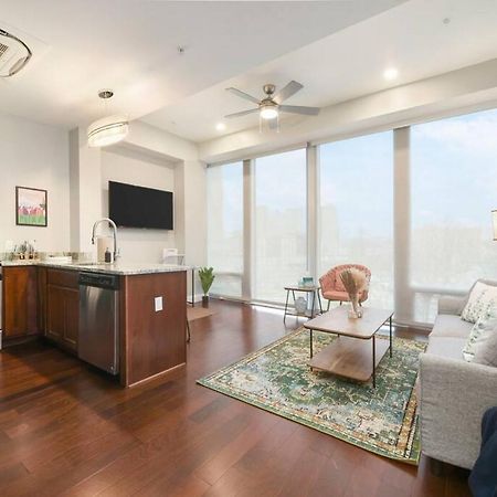 Hostwise Stays - The Washington At Chatham - Free Parking, Private Gym, Skyline Views! Pittsburgh Kültér fotó