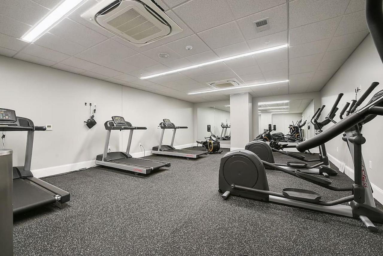Hostwise Stays - The Washington At Chatham - Free Parking, Private Gym, Skyline Views! Pittsburgh Kültér fotó