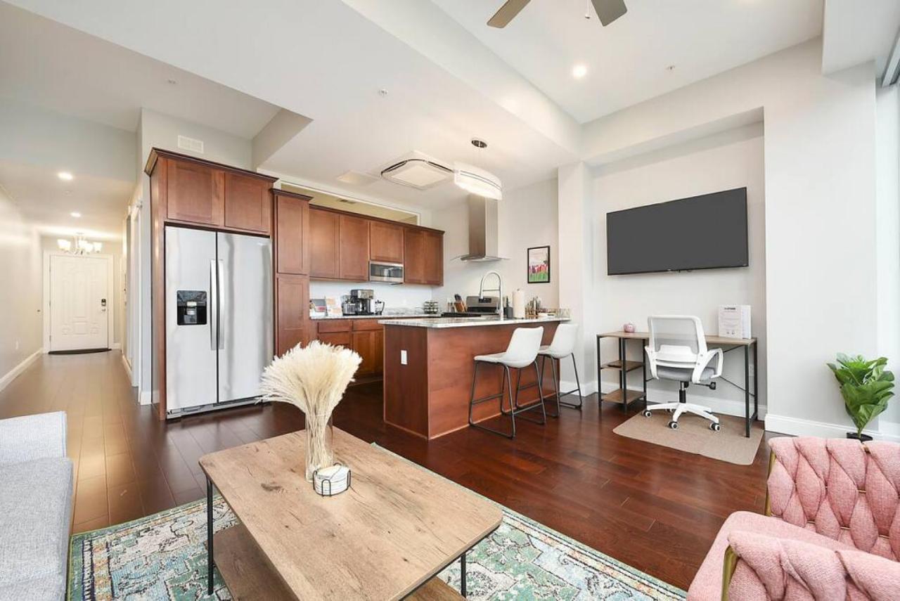 Hostwise Stays - The Washington At Chatham - Free Parking, Private Gym, Skyline Views! Pittsburgh Kültér fotó